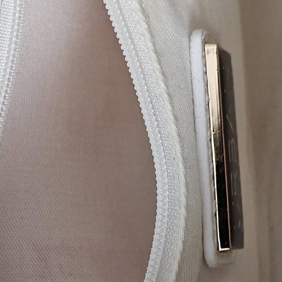 Urban Expressions Lucas Oatmilk Croco Embossed Crossbody Bag - Picture 5 of 14